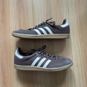 Adidas Samba size M11.5